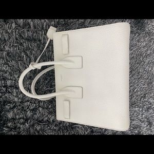 SAC DE JOUR BAG IN DOVE WHITE GRAINED LEATHER